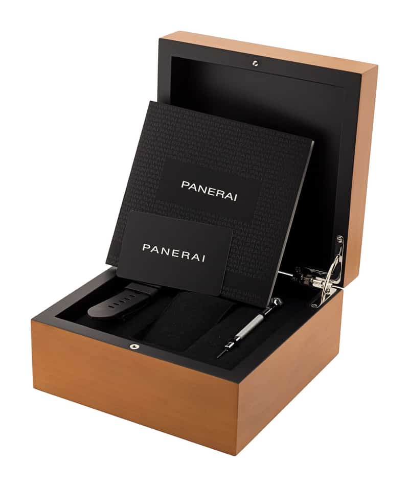Panerai Luminor 8 Days PAM00779